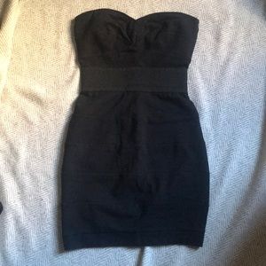 La RoK: super hot body-con black minidress